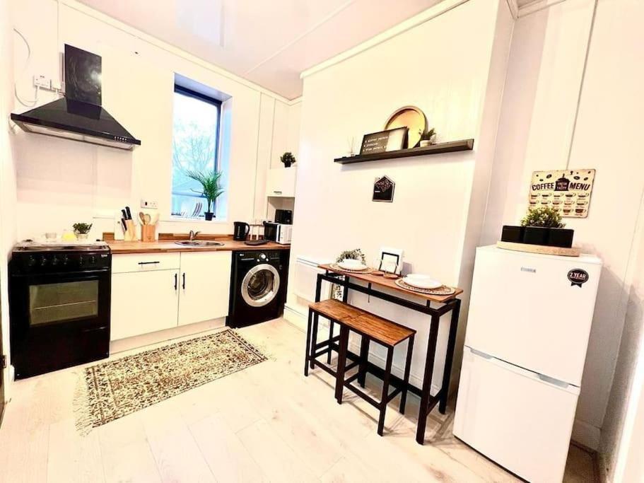 Skyline King Suites 202 Swansea Eksteriør bilde